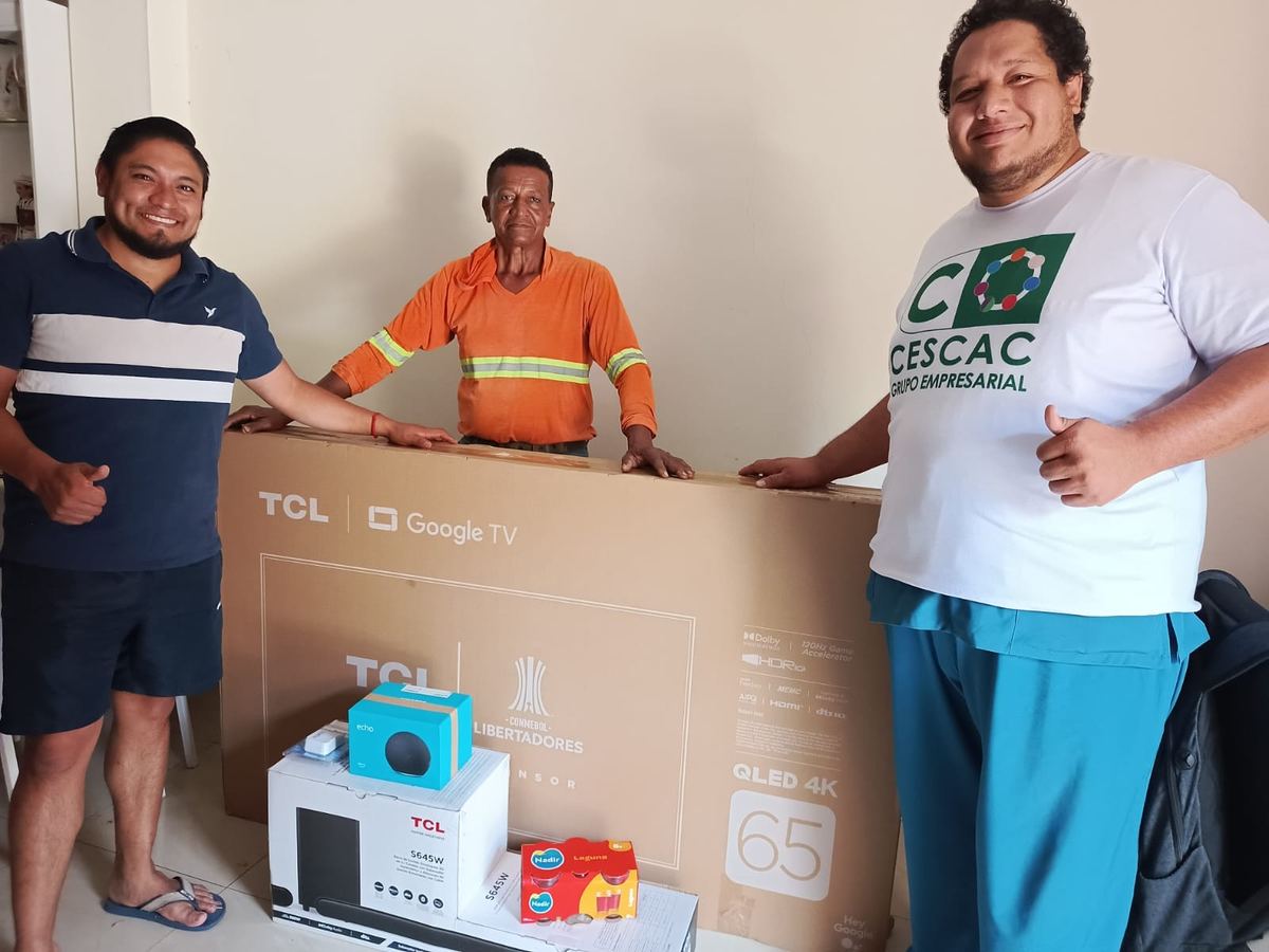 Entrega real de Smart TV TCL 65 pulgadas QLED 4K equipo CESCAC