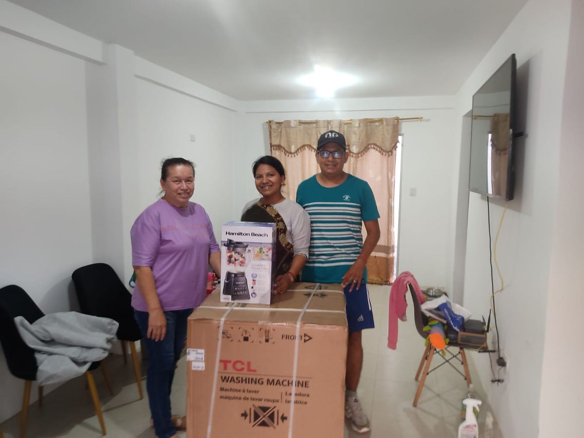Entrega real de lavadora TCL y electrodomésticos CESCAC